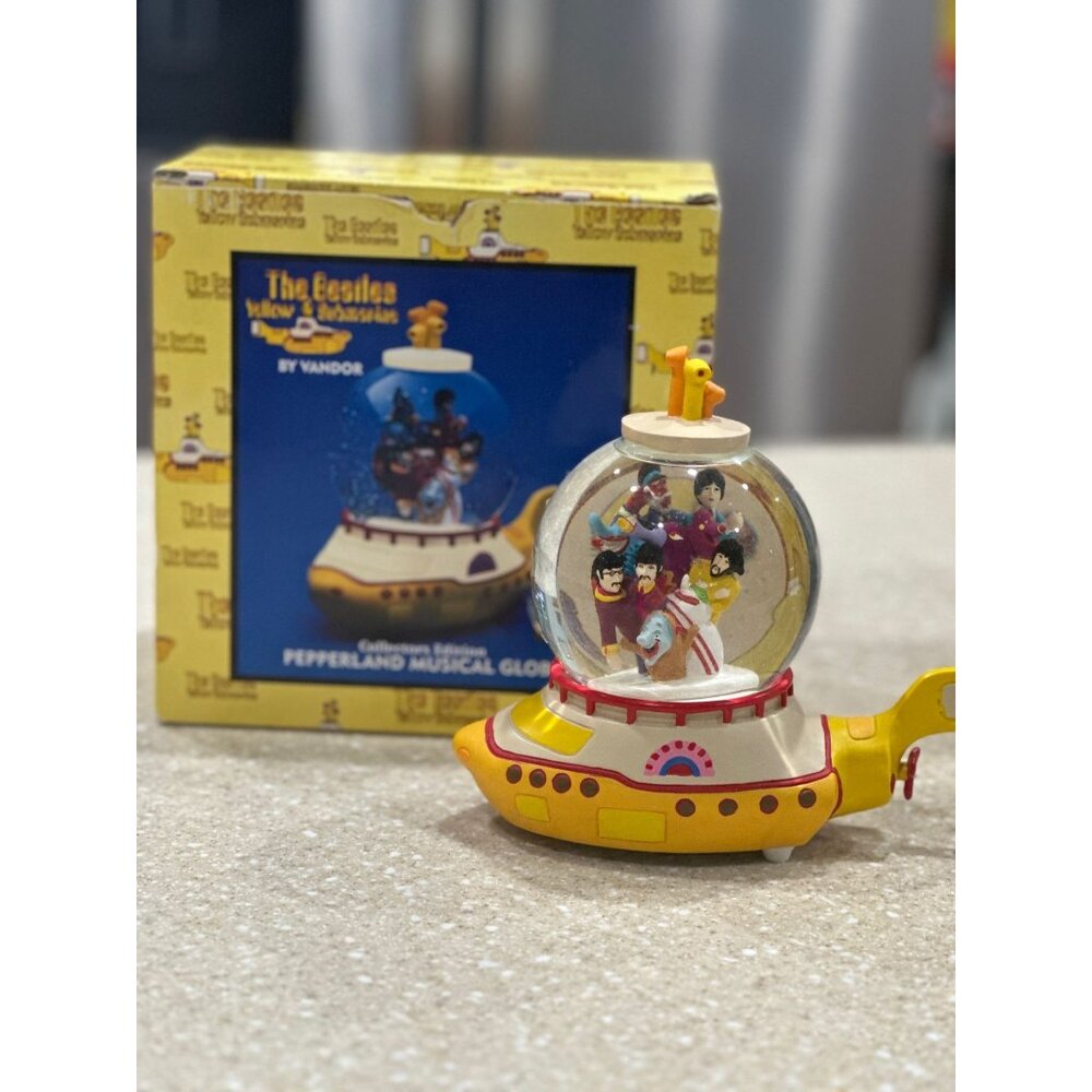 Vintage Limited Edition The Beatles Pepperland Musical Globe. Yellow Submarine w